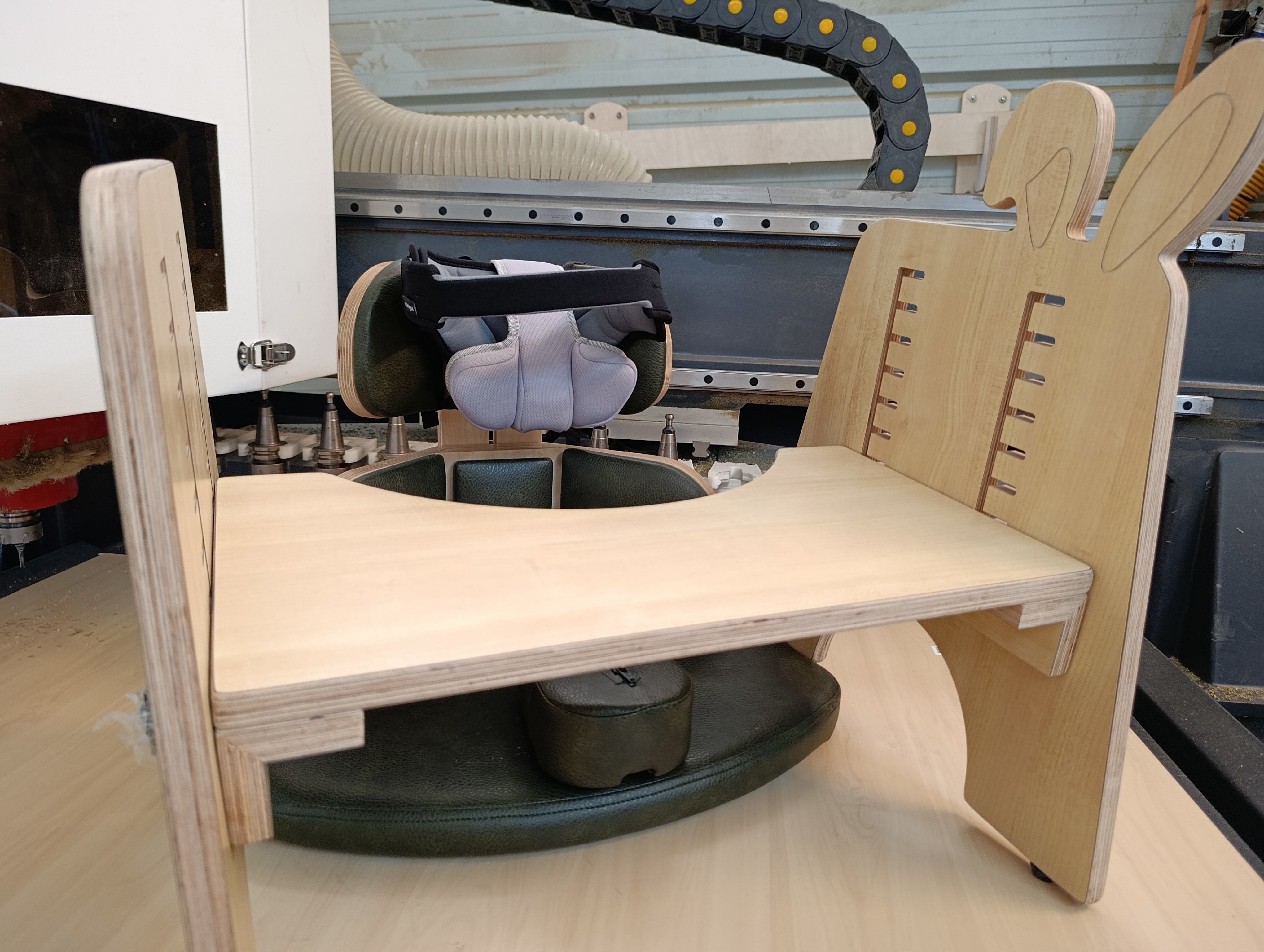 שולחן טילט - ארנב