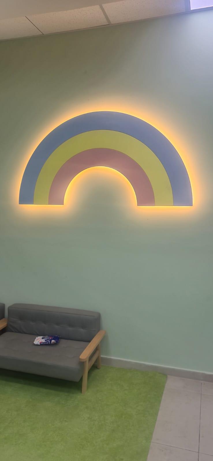 קשת בענן גדולה לחיפוי קיר