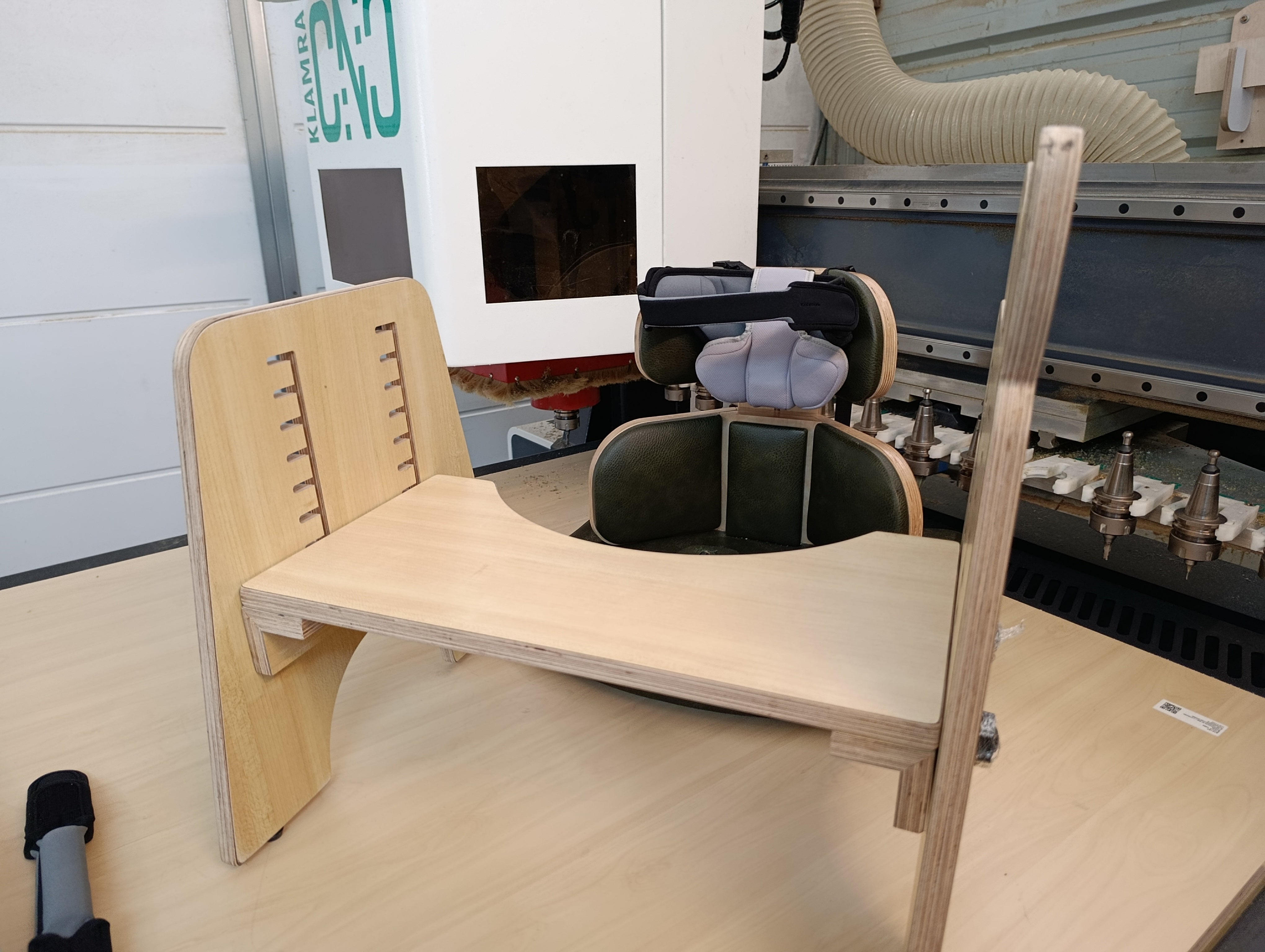 שולחן טילט - ארנב