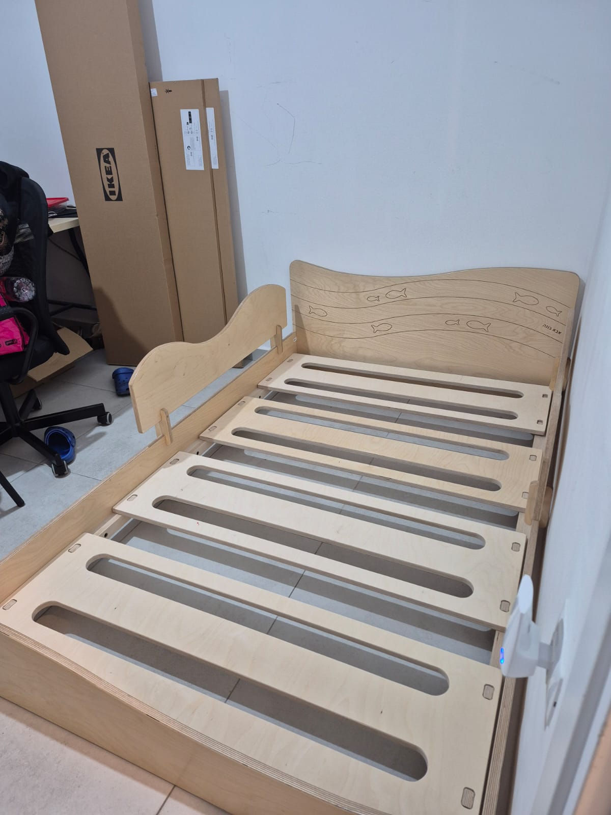 מיטת רצפה מונטסורית - דגם נמו