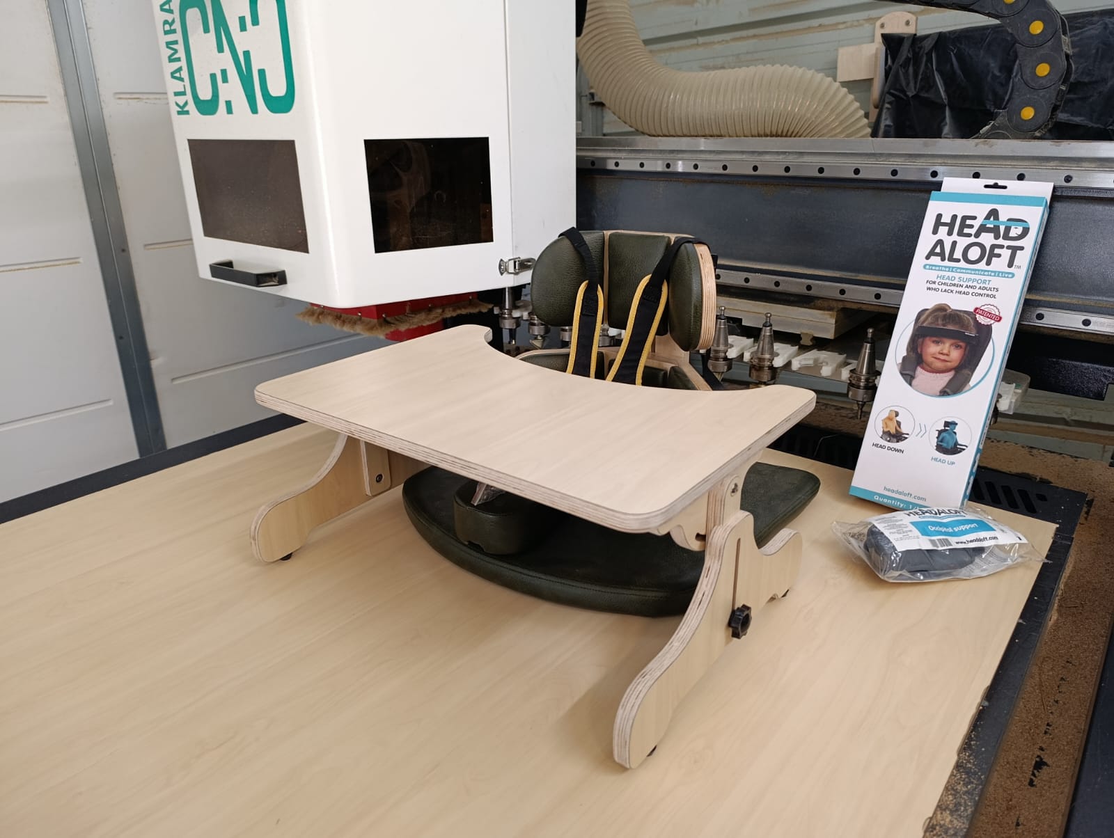 שולחן טילט - קלאס