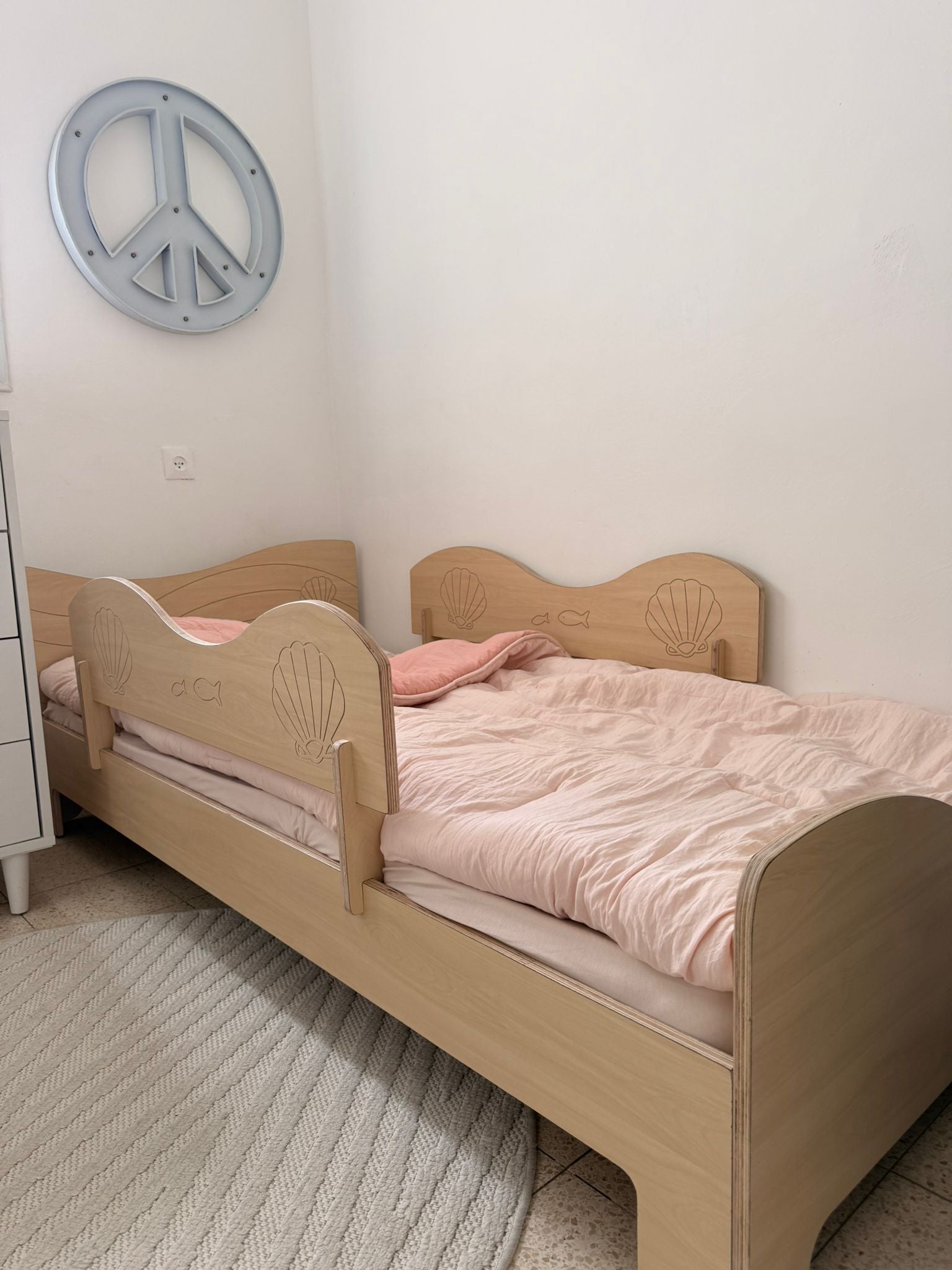 מיטת רצפה מונטסורית - דגם נמו