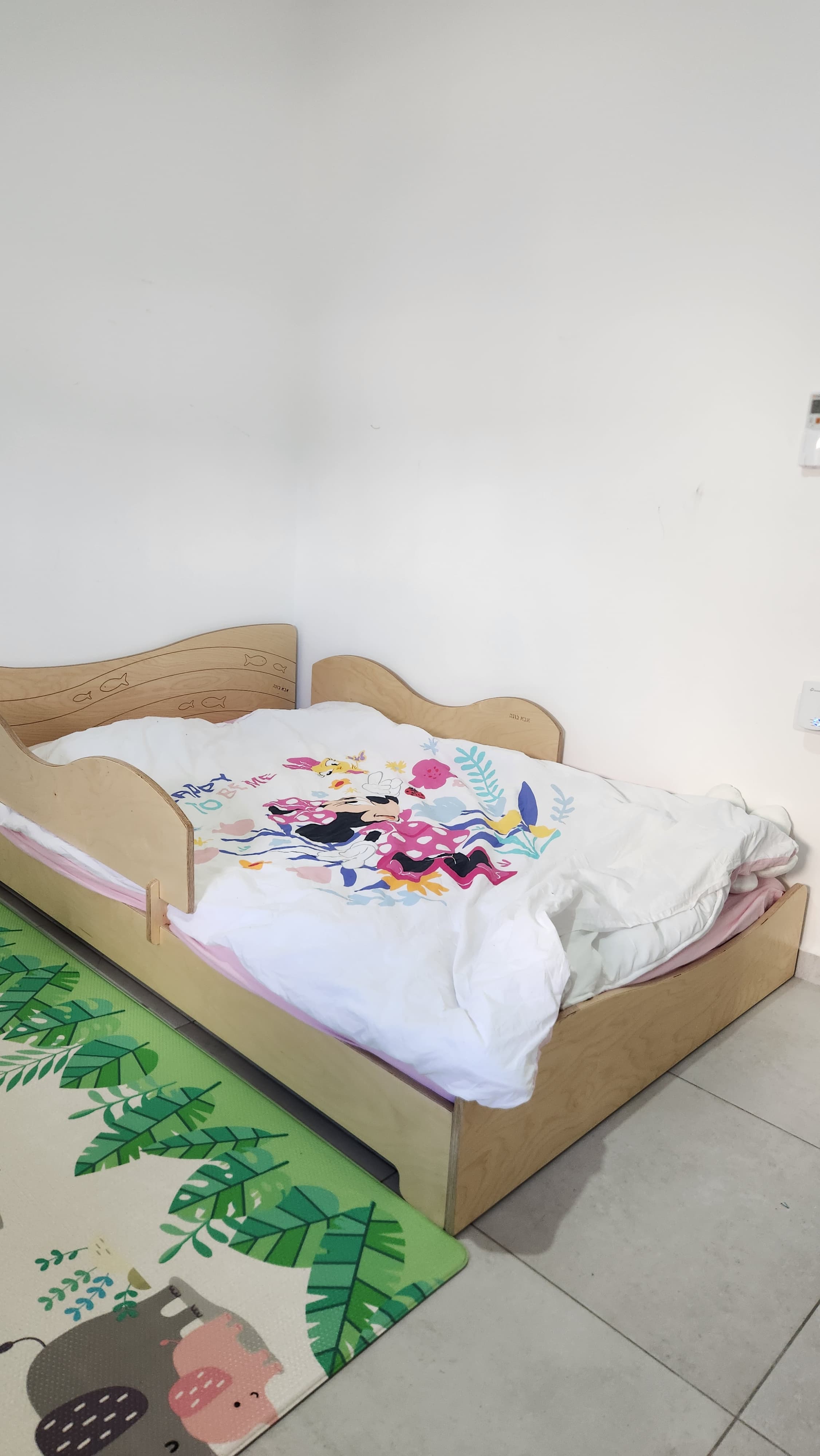 מיטת רצפה מונטסורית - דגם נמו